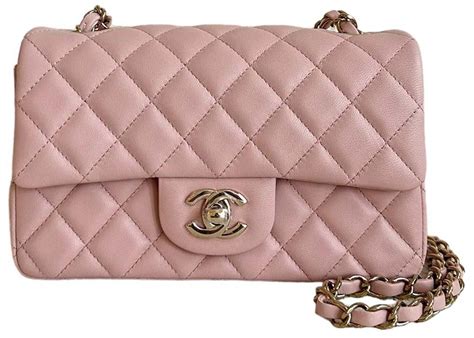 Chanel Mini Classic Flap Bag Pink (A69900) .